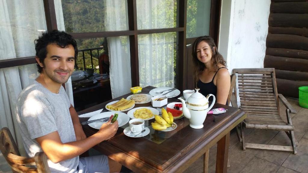 Chanidu Ella Inn Dış mekan fotoğraf