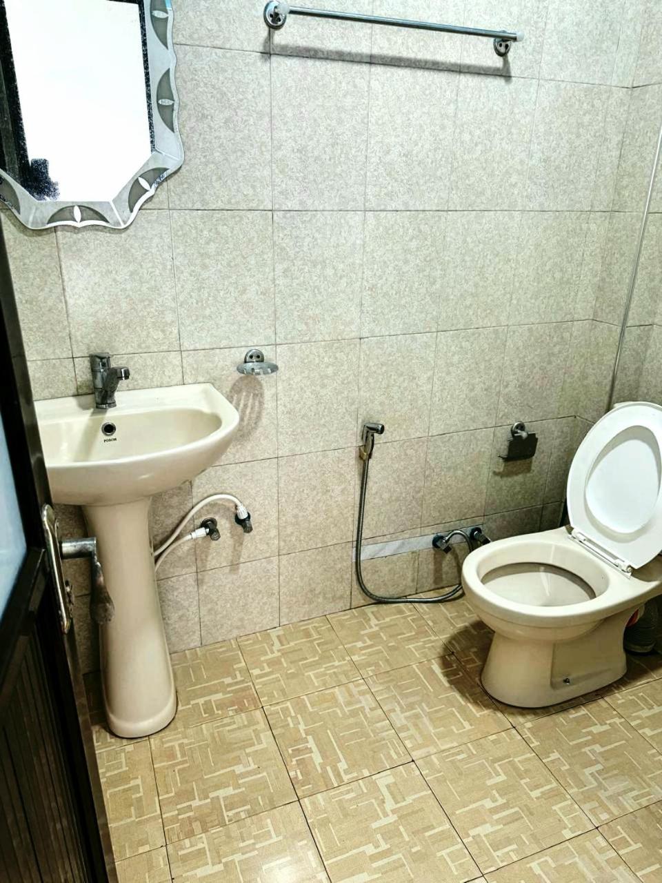 Chanidu Ella Inn Dış mekan fotoğraf